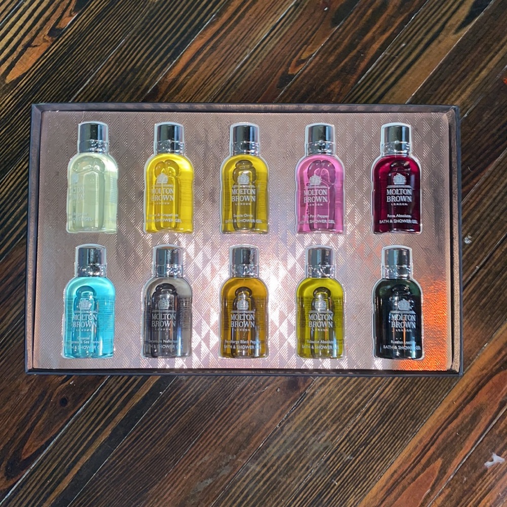 Molton Brown shower gel set